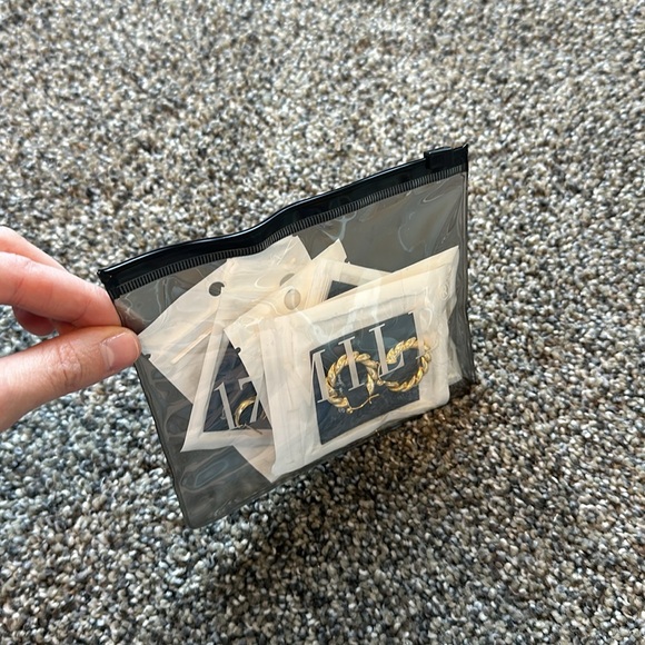 Amazon Gold Earrings Set for Women - Picture 8 of 9